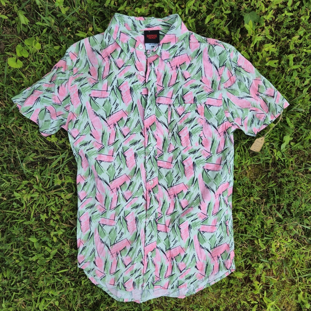 Stranger Things Hopper Collared Shirt Size M